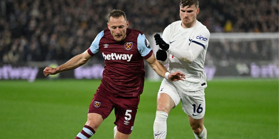 West Ham could brutally axe Coufal for 19y/o academy star