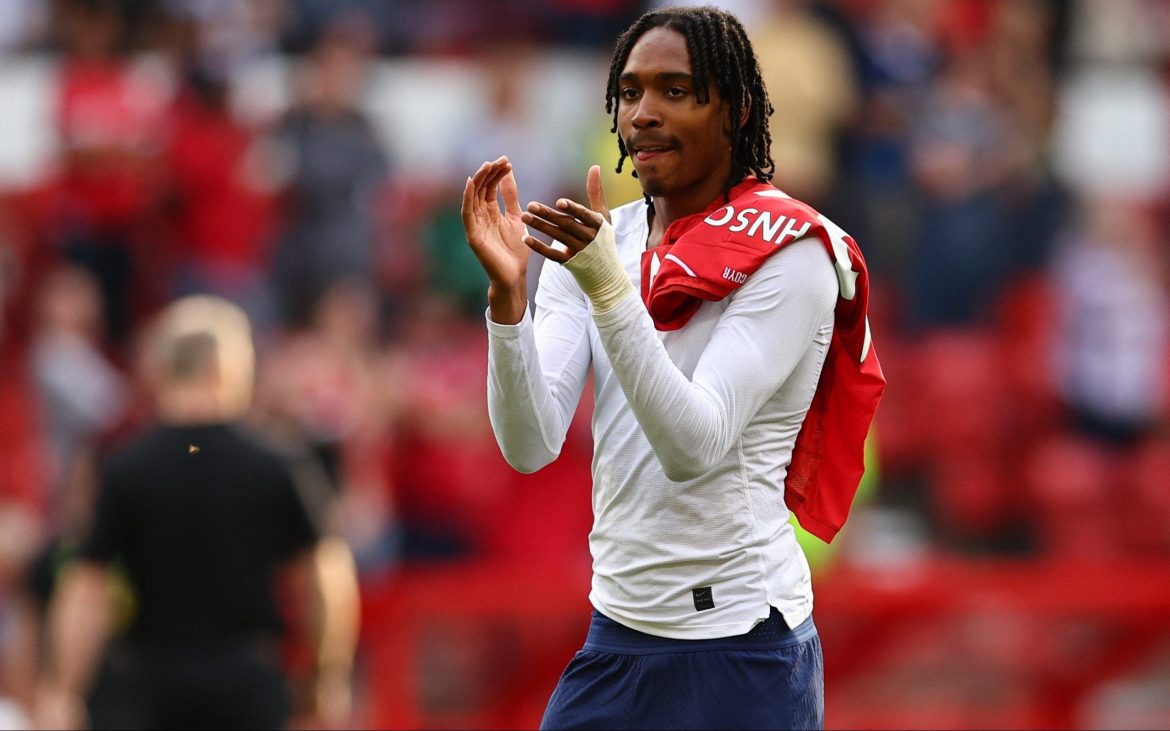 Tottenham: Conte making mistake with Spence