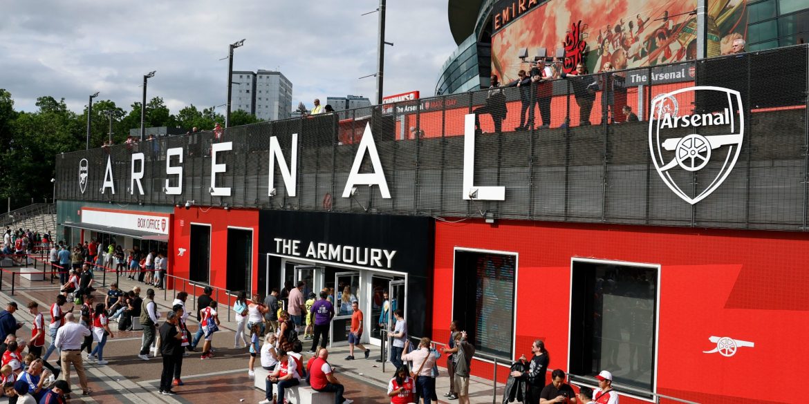 £60m star tells inner circle he's joining Arsenal after Gunners talks
